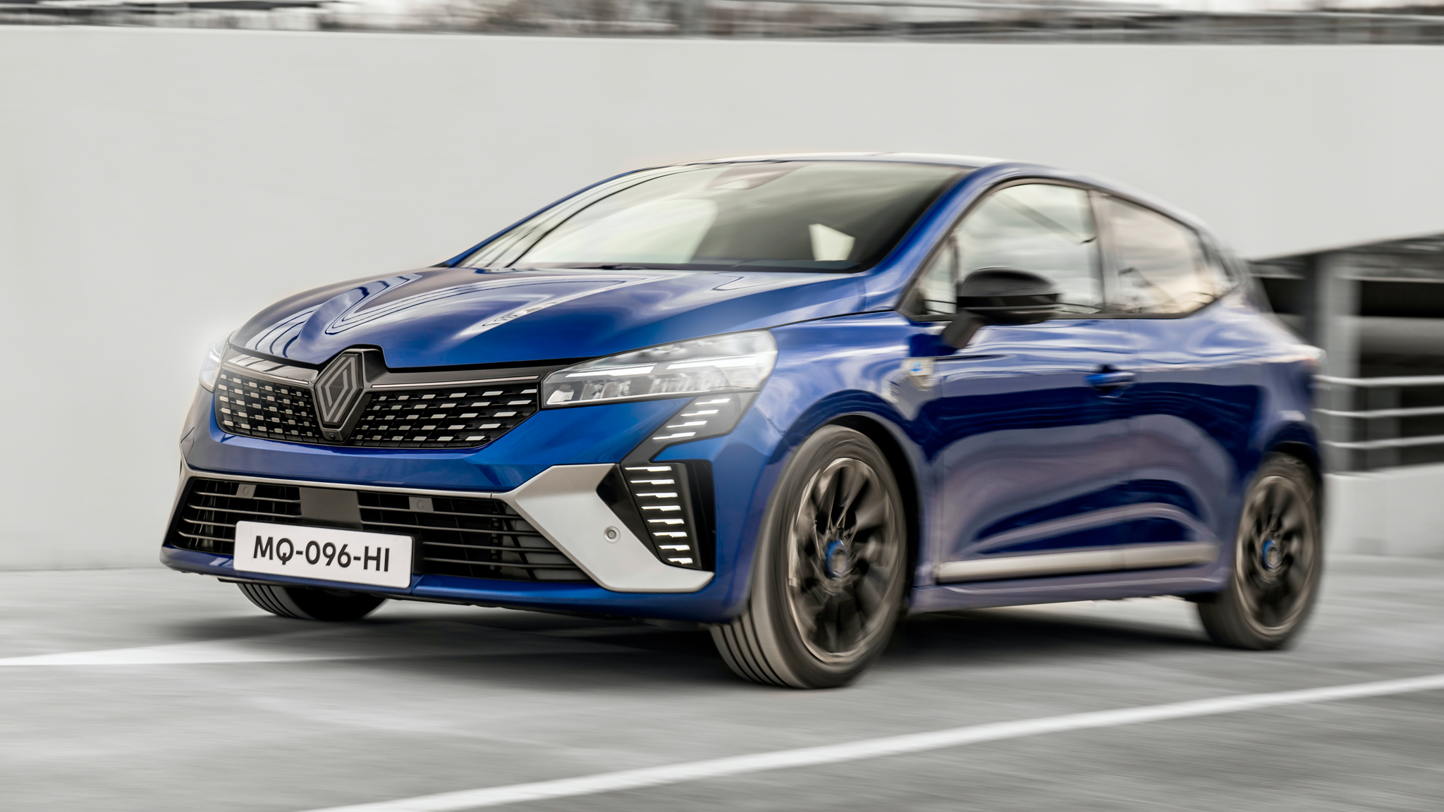 clio etech hybrid 2023