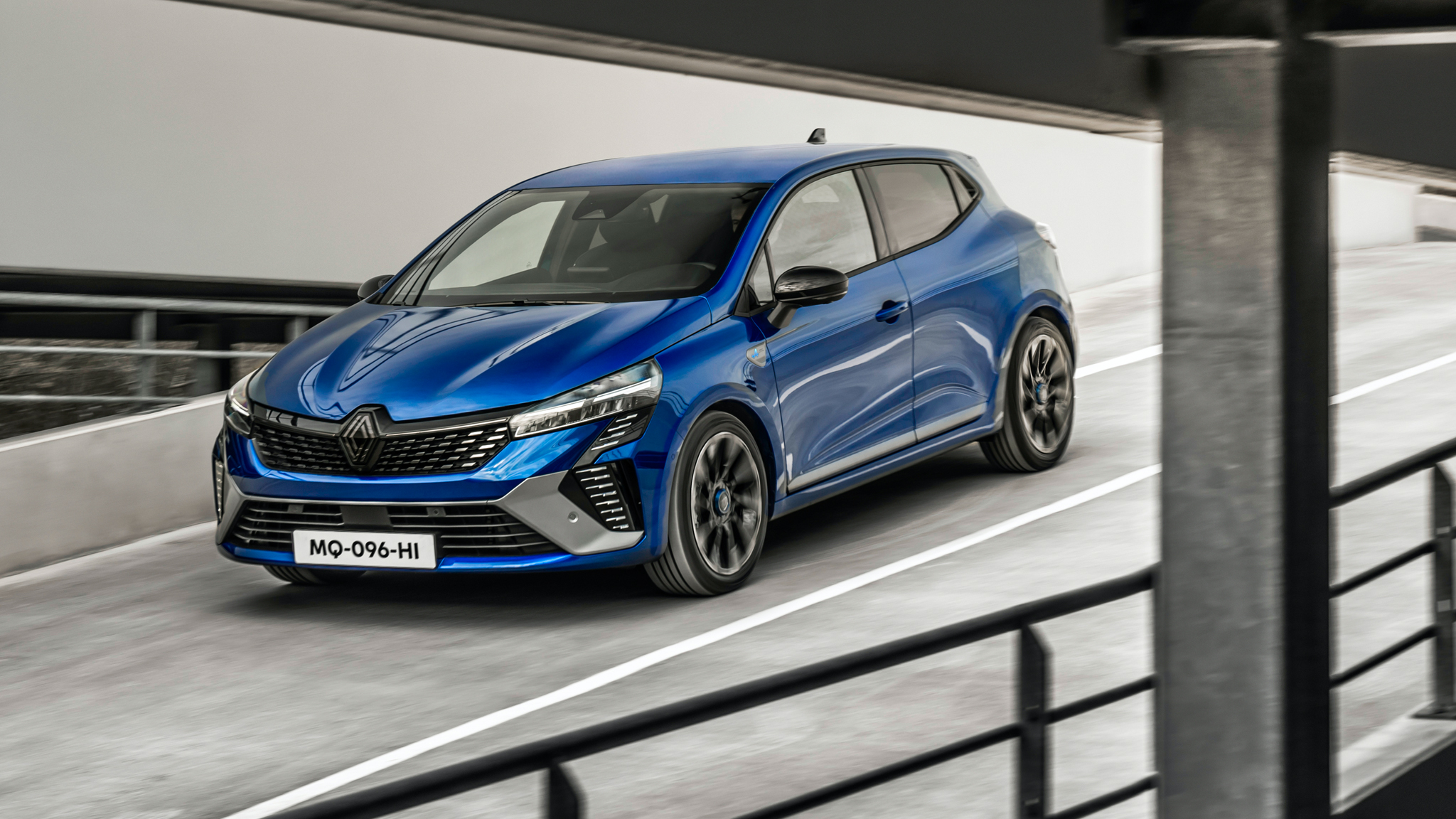 clio etech hybrid 2023