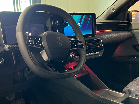 renault 4 showroom interieur