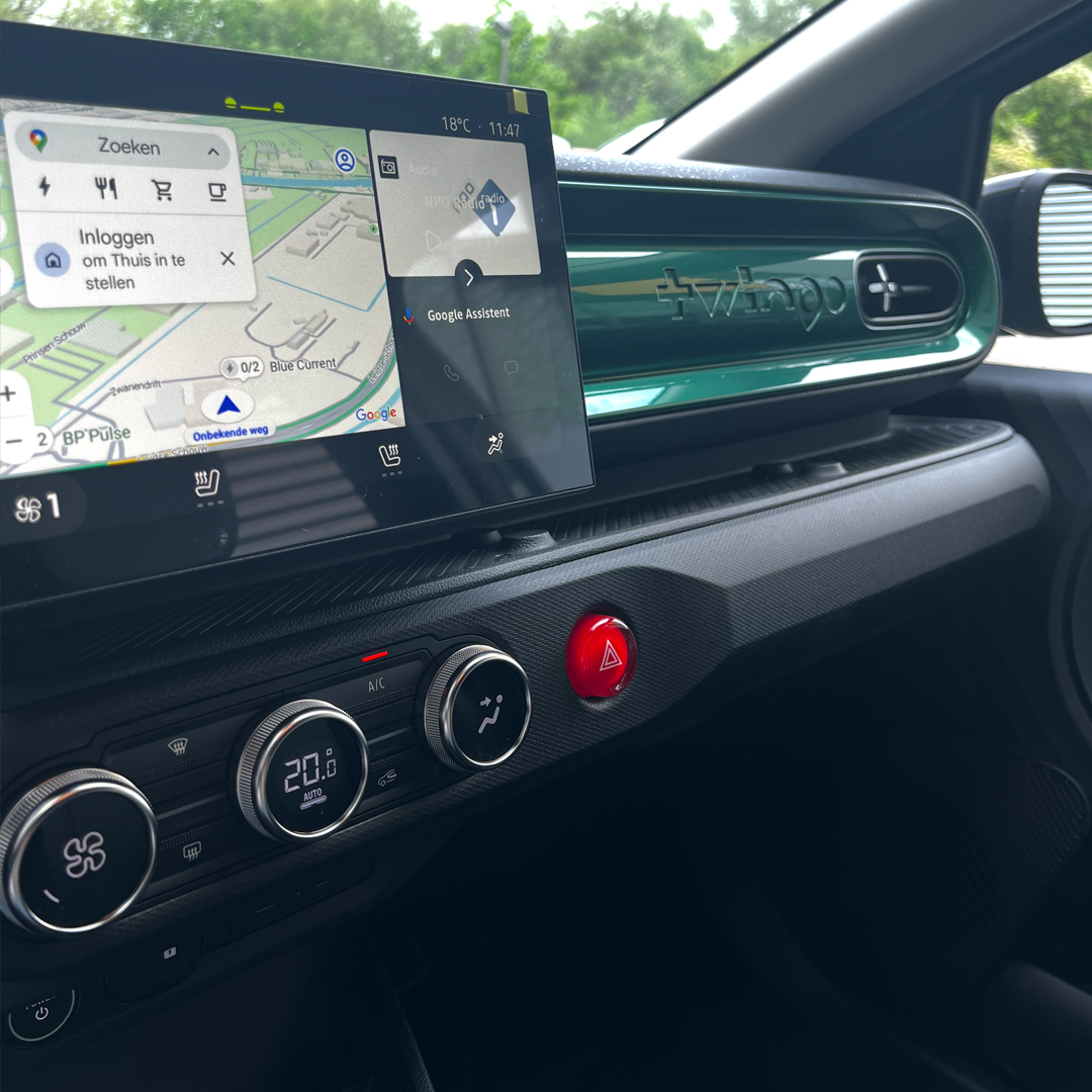 nieuwe twingo interieur