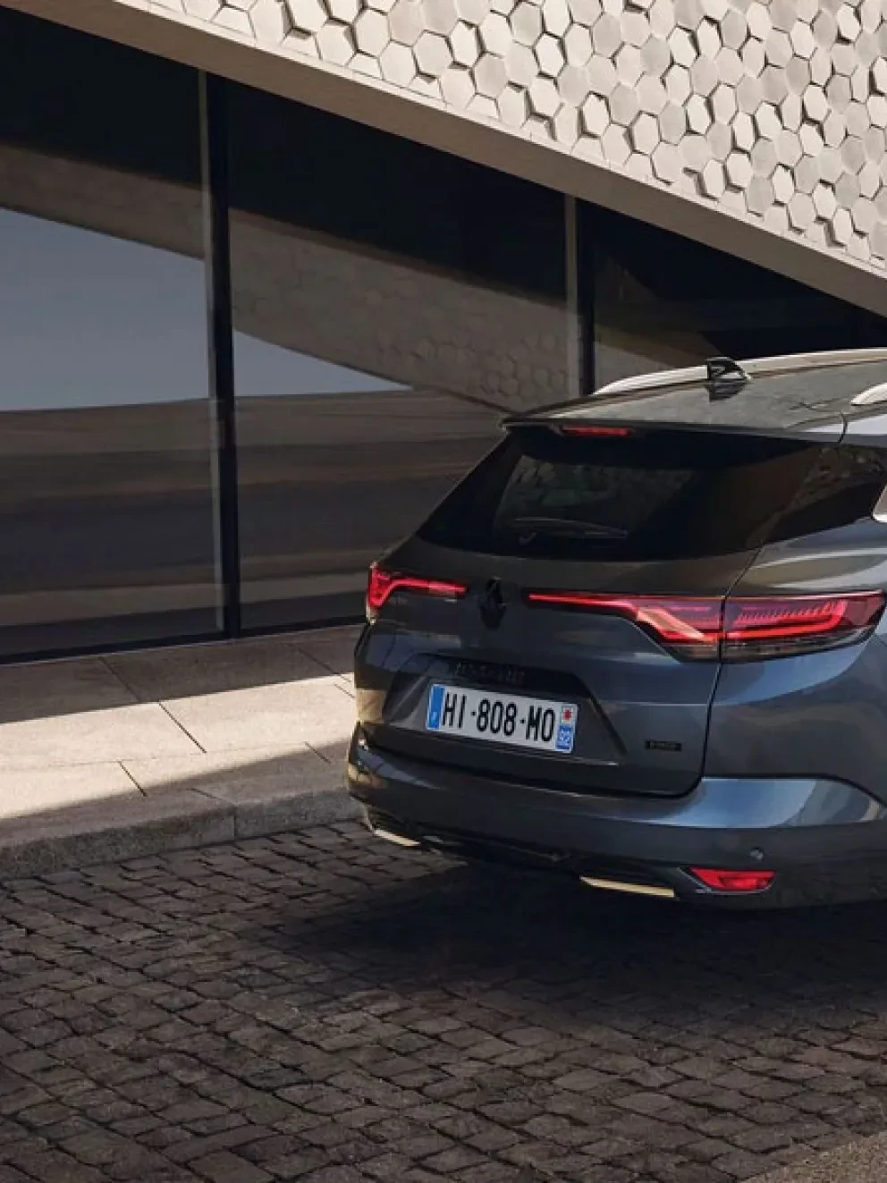 megane estate plugin hybrid